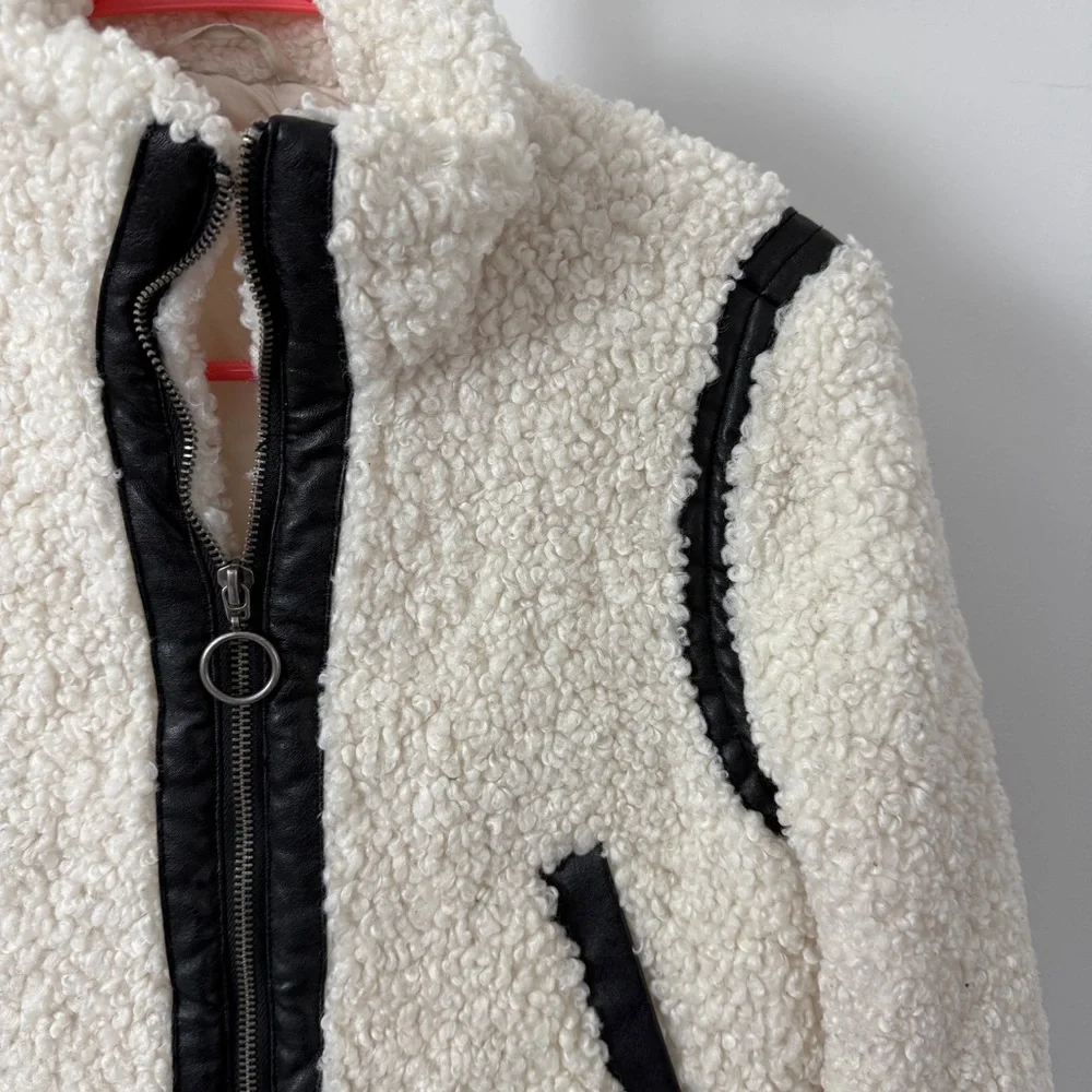 Design History Girl's Faux Sherpa Leather‎ Trim Jacket Large